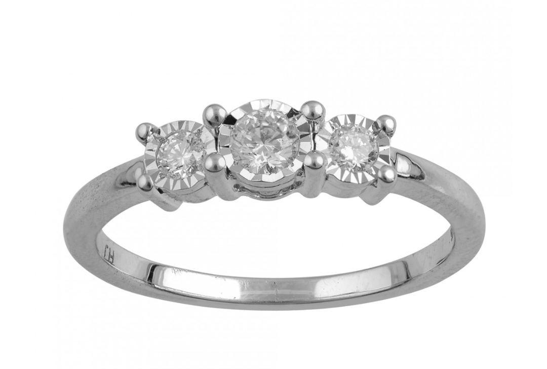 Gorgeous Womens 14K White Gold Over Sterling Silver Diamond Size 8 Designer Ring