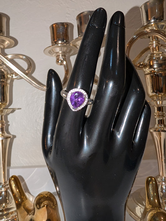 Beautiful Womens Sterling Silver 1.50 CTW Amethyst Size 7 Designer Ring